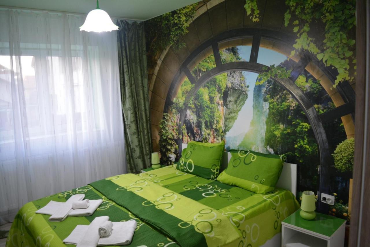 Green Rooms Hunedoara Exterior foto